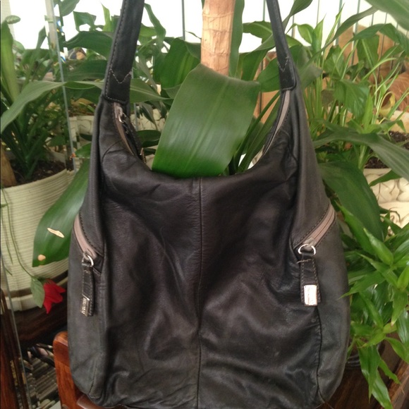 Kenneth Cole Reaction - Picture 1 of 8